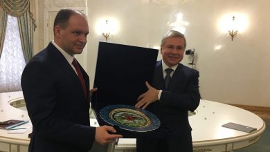 Photo of Moscova va dona Chişinăului zeci de maşini, tehnică şi utilaje. Ceban: Am convenit reînoirea Acordului de înfrățire cu capitala Rusiei