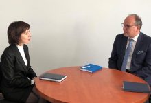 Photo of Maia Sandu către ambasadorul României: „Reacțiile bolnăvicioase ale unor demnitari moldoveni nu reprezintă poziția cetățenilor”