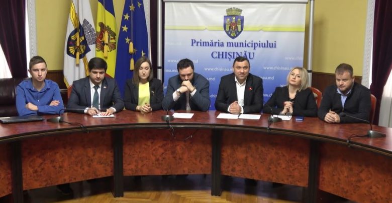 Photo of video | Consilierii PAS constată nereguli la angajarea personalului din cadrul Primariei: „Sunt aduși în funcții-cheie oameni cu probleme mari de integritate”