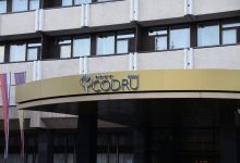 Photo of Statul, prejudiciat cu 162 de milioane de lei la privatizarea Hotelului „Codru”. Slusari întreabă Procuratura și CNA dacă a fost pornit un dosar