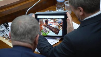 Photo of doc | Tablete în valoare de peste 2,2 de milioane de lei pentru deputați. Parlamentul a inițiat procedura de achiziție