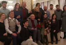 Photo of video | Gheorghe Urschi împlinește astăzi 72 de ani. Cum l-au surprins pe actor prietenii și familia?