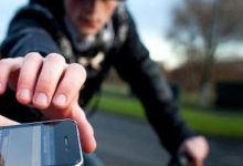 Photo of video | A vrut să vândă un telefon, dar un potențial cumpărător i l-ar fi furat. Cazul unui adolescent din capitală