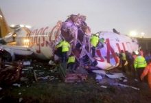 Photo of video | Un avion s-a rupt în trei după ce a derapat de pe pistă. La bord se aflau 183 de persoane, dintre care doi copii