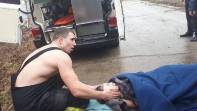 Photo of foto, video | La un pas de tragedie! O tânără de 18 ani din capitală, salvată de la înec după ce a încercat să meargă pe gheața subțire a unui lac