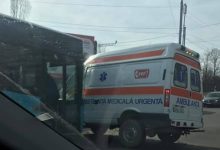 Photo of Detalii despre accidentul de la Botanica: Ambulanța care s-a ciocnit cu autobuzul avea girofarul conectat și se deplasa la o solicitare urgentă