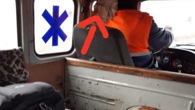 Photo of Starea dezastruoasă a unei ambulanțe de la Florești, care deservește șapte localități: Unul dintre geamuri, înlocuit cu o bucată de carton. Reacția autorităților