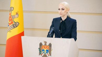 Photo of Apelul Marinei Tauber către deputați: „Putem să luptăm cu problemele Republicii Moldova, dar nu între noi”