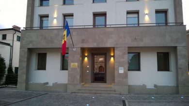 Photo of Moldova suspendă activitatea consulatelor de la Padova și Milano din cauza coronavirusului. Diplomații vor reacționa doar la cazurile de maximă urgență