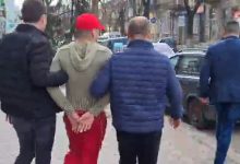 Photo of video | A consumat alcool împreună cu victima, iar apoi ar fi lăsat-o fără bani și telefon. Un bărbat din Hîncești, reținut în capitală