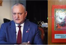 Photo of video | Dodon vorbește despre pomelnicul său personalizat, tipărit în 1500 de exemplare: „Puneți o lumânare, mai gândiți-vă și nu faceți show-uri politice”