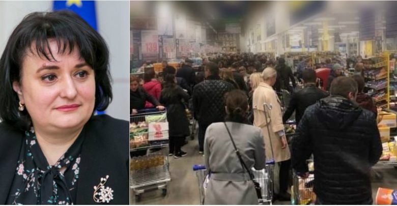 Photo of Autoritățile reacționează la goana după alimente în marketuri: „Importul de mărfuri va fi asigurat în continuare”