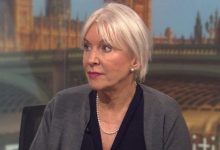 Photo of O secretară de stat din domeniul Sănătății din Marea Britanie, diagnosticată cu virusul COVID-19. Mesajul oficialei