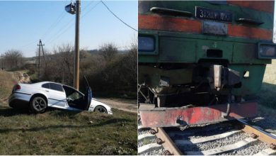 Photo of O mașină a fost izbită violent de un tren, după ce șoferul ar fi ignorat indicatoarele. Accidentul a avut loc la Cantemir