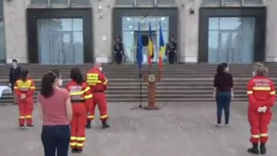 Photo of video | Medicii români își încheie misiunea în Moldova. Ceremonia se desfășoară în fața Guvernului