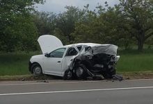 Photo of Poliția confirmă că automobilul accidentat în apropiere de Ivancea aparține INSP. Șoferul a fost transportat la spital