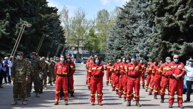 Photo of Octavian Țîcu spune că medicii români au fost nevoiți „să care valizele” dintr-un cămin în altul, ca apoi autoritățile de peste Prut să îi cazeze la hotel