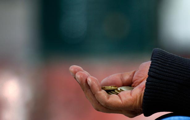 Photo of video | Ar fi obligat două persoane să cerșească în Rusia. Ce riscă un bărbat din Ialoveni pentru această faptă?