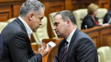 Photo of Între Andrian Candu și Vlad Plahotniuc există o relație de prietenie? „Asta e prea mult spus”