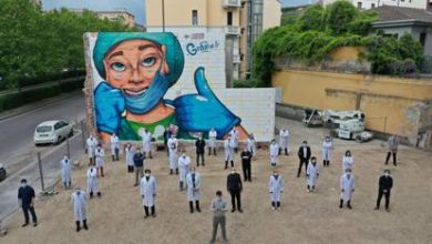 Photo of foto | La Milano a apărut o pictură gigantică dedicată cadrelor medicale. „Ca să nu uităm!”