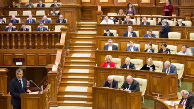 Photo of Premierul: „Plecare unor deputați dintr-o coaliție vorbește despre faptul că nu își rezolvă întrebările cu acest Guvern”