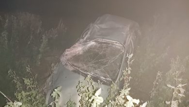 Photo of foto | Accident îngrozitor în raionul Dondușeni. O mașină a ajuns în șanț, iar șoferul – pe carosabil