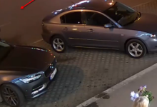 Photo of video | Unul ar fi urmărit, iar altul – furat. Doi tineri, bănuiți că ar fi sustras obiecte în valoare de peste 186.000 de lei din mai multe automobile