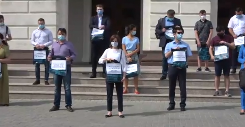 Photo of video | Protest la Procuratura Generală: „Stoianoglo, deschide kuliokul”