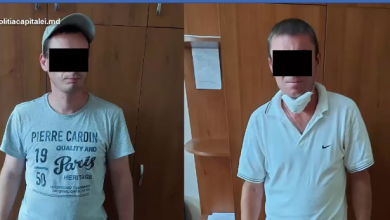 Photo of video | Doi bărbați și-ar fi bătut prietenul de pahar, apoi i-ar fi sustras banii și telefonul. Declarațiile făcute la Poliție