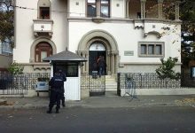 Photo of Ambasada Moldovei la București își sistează activitatea după ce o angajată a contractat coronavirusul