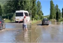 Photo of video | Atenție, șoferi! În raionul Rezina s-a ridicat albia Nistrului, iar vehiculele „înoată” pe carosabil