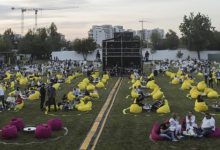 Photo of foto | Aer curat, cercuri pe iarbă și jandarmi. La București s-a desfășurat primul concert pe vreme de pandemie