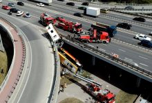 Photo of video | Tragedie în Polonia. Un om a decedat, iar 20 au fost răniți după ce autobuzul în care se aflau s-a prăbușit de pe un viaduct