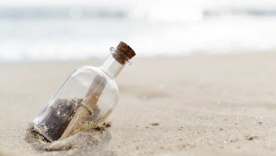 Photo of foto | O scrisoare de dragoste în sticlă, în limba română, a fost găsită pe o plajă din Irlanda. Cui îi este adresată?