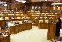 Photo of live | Va fi sau nu va fi votat Guvernul Grosu? Parlamentul urmează să dezbată programul de guvernare