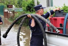 Photo of Subsolurile mai multor blocuri din capitală au fost inundate după ploaia din această noapte