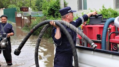 Photo of Subsolurile mai multor blocuri din capitală au fost inundate după ploaia din această noapte