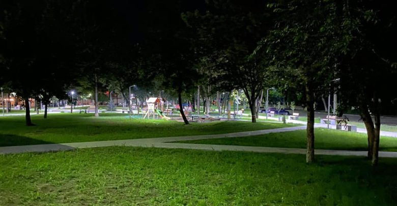 Photo of foto | Ne vom răcori la umbră și ne vom bucura de plimbări la lumina felinarelor! Un nou scuar, inaugurat în capitală