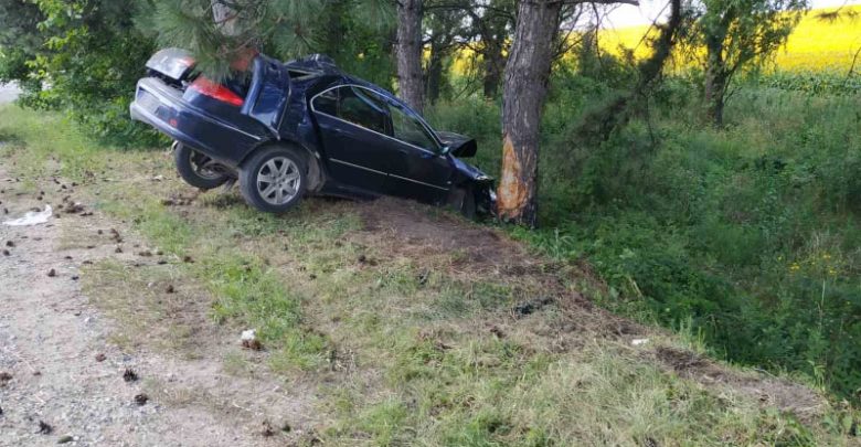 Photo of foto, video | Grav accident în raionul Râșcani. Șoferul unui automobil a fost transportat de urgență la spital