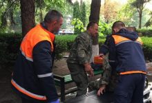 Photo of update, video | Câteva persoane au fost rănite în urma altercațiilor dintre protestatari și Poliție. Un veteran, preluat de ambulanță de la Inspectorat