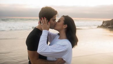Photo of foto | Demi Lovato a spus DA! „Te iubesc mai mult decât ar putea exprima o legendă”