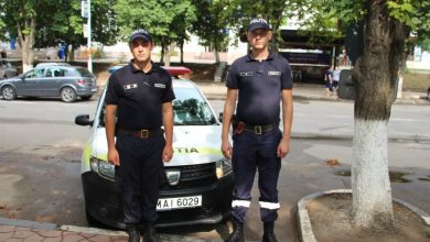 Photo of Un bărbat, salvat de polițiștii din Ungheni după ce ar fi încercat să își pună capăt zilelor