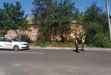 Photo of foto | Istoria se repetă? Un bărbat a luat ostatic un polițist din Ucraina și a amenințat că detonează o grenadă