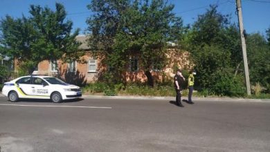 Photo of foto | Istoria se repetă? Un bărbat a luat ostatic un polițist din Ucraina și a amenințat că detonează o grenadă