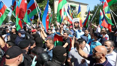 Photo of video | Protest violent în Chișinău! La un marș pașnic, comunitățile armeană și azeră s-au luat la bătaie