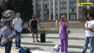 Photo of video | Încă un protest în capitală. Prestatorii de servicii solicită să fie permise evenimentele cu mai multe persoane