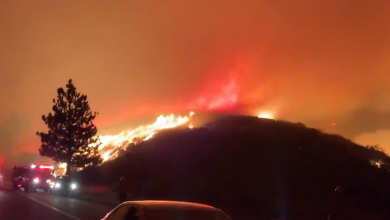 Photo of video | Imagini înfricoșătoare în California. Peste 1000 de pompieri încearcă să oprească „o tornadă de foc”