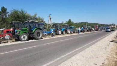 Photo of video | Protest cu tractoare la Cimișlia. Zeci de agricultori cer să fie ajutați