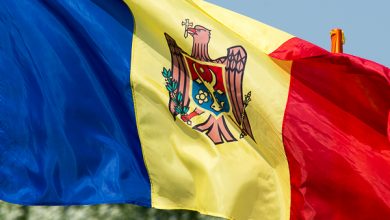 Photo of video | Republica Moldova – la 29 de ani de independență! Ziua a început cu depuneri de flori la Monumentul „Maica Îndurerată”