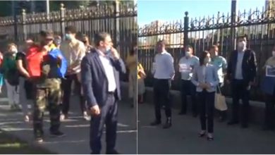 Photo of video | Protest în fața Președinției. Manifestanții au instalat un banner pe gard